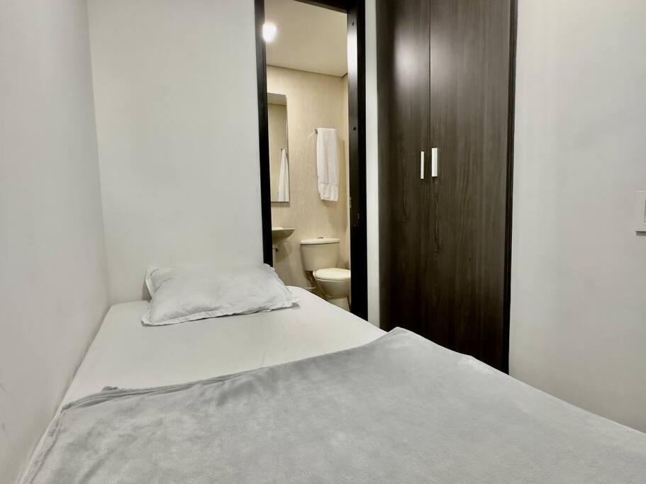 202 Family Haven In El Poblado: Spacious & Charming * Medellín